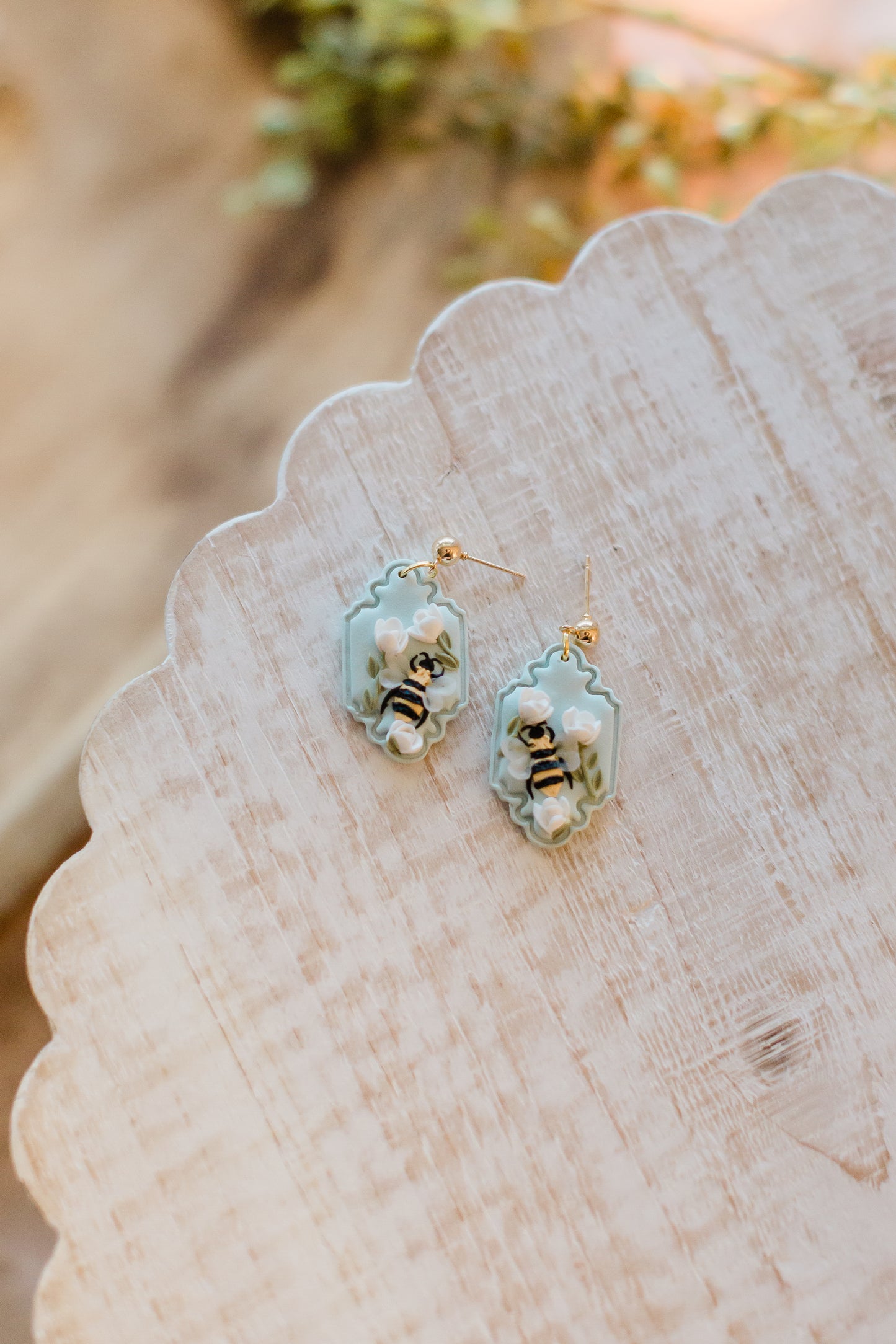 Bumble & Flora Dangle