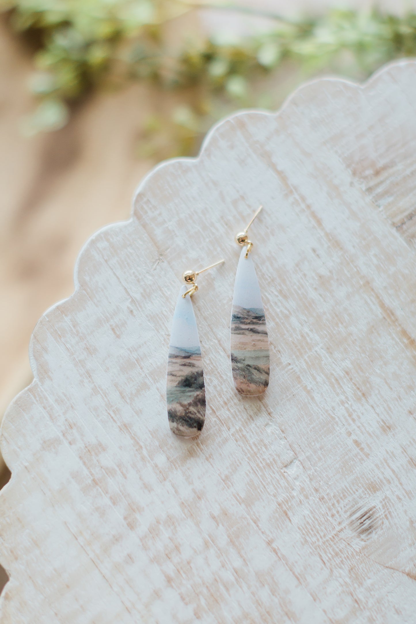 Meadows in Spring Dangle