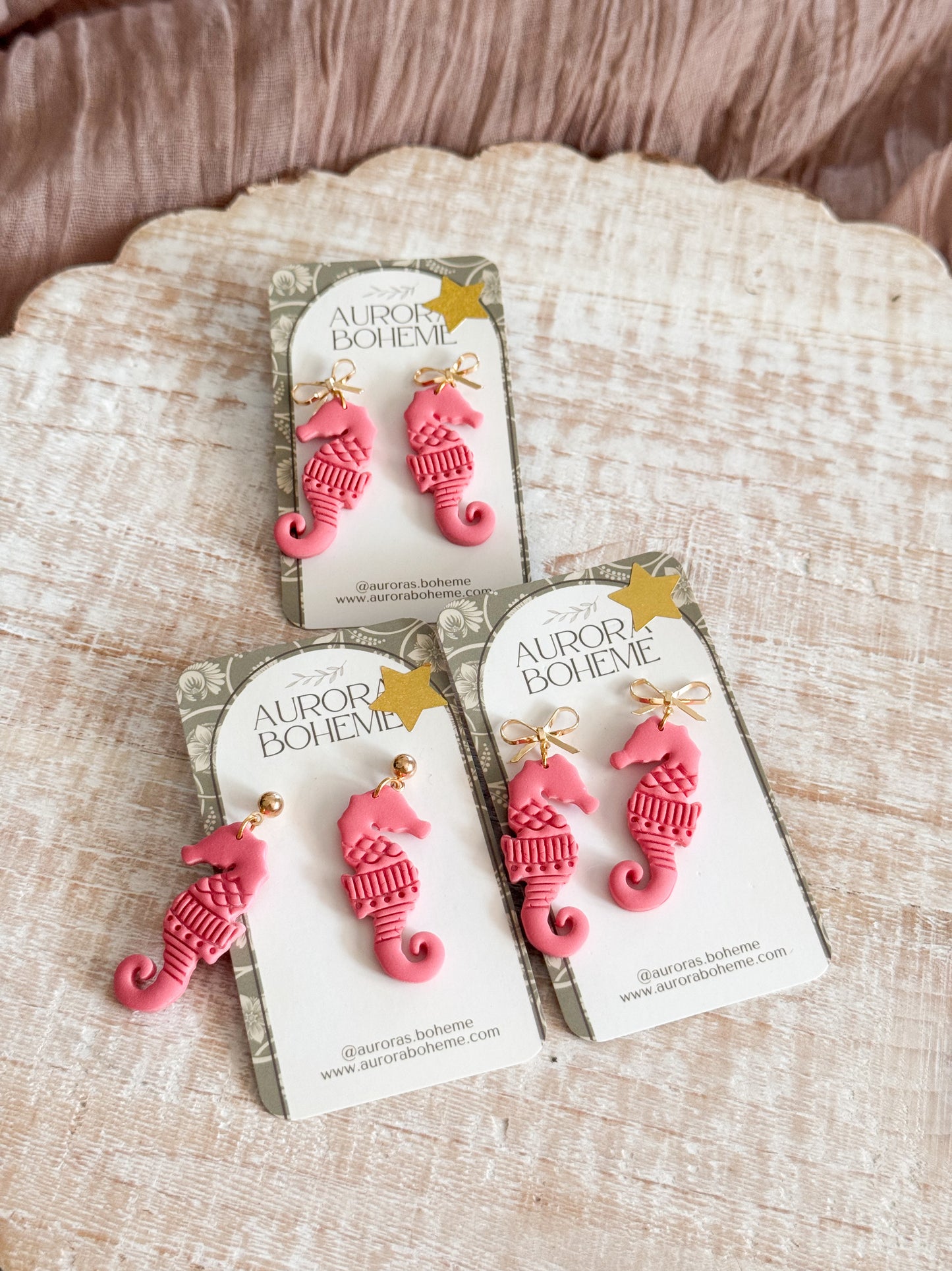 Seahorse dangle