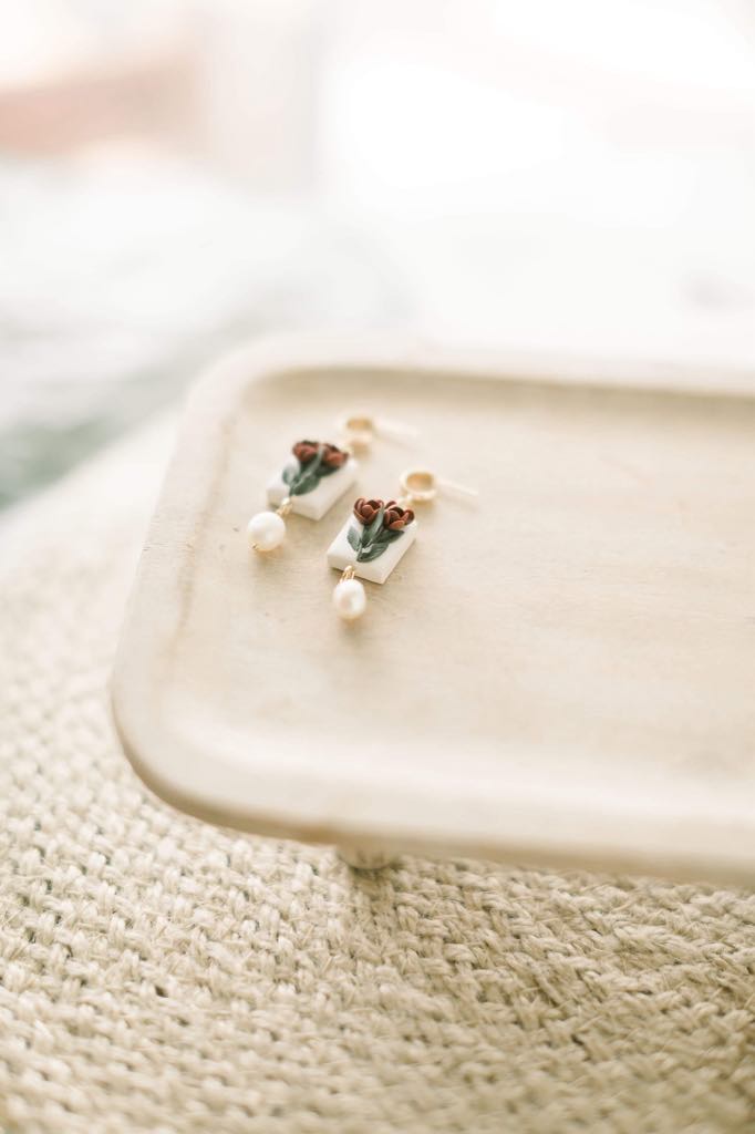 Simple & Classic