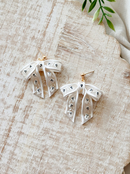 Ghostie Pattern Sheer Bows