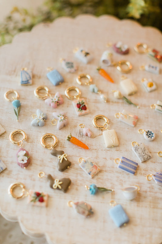 Seaside Cottage Charms