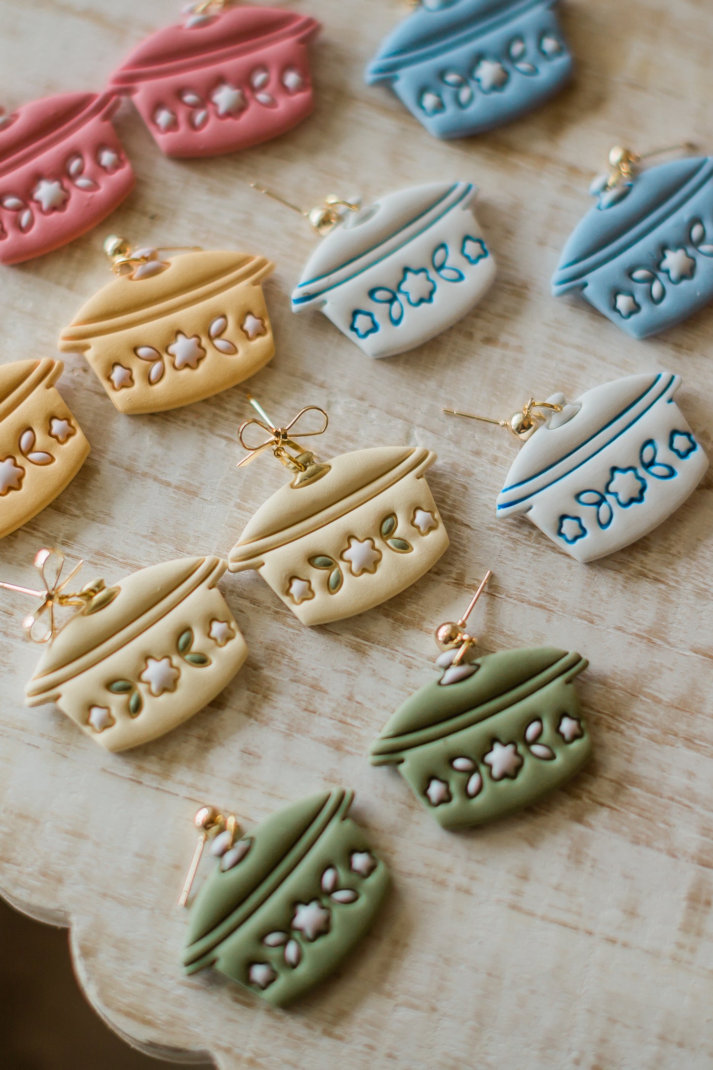 Country Crock Pot Dangles