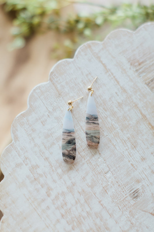 Meadows in Spring Dangle