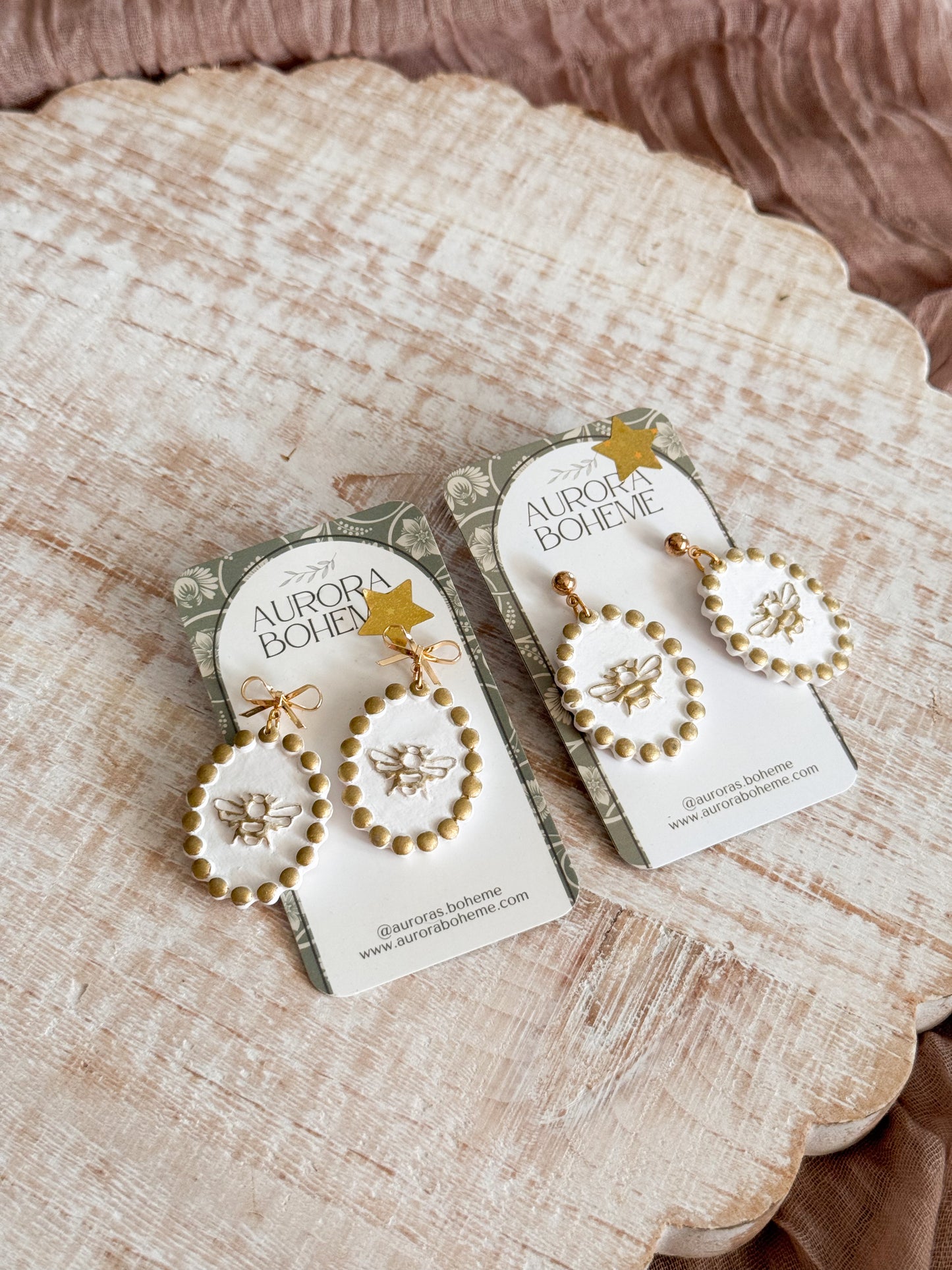 Embossed bee
