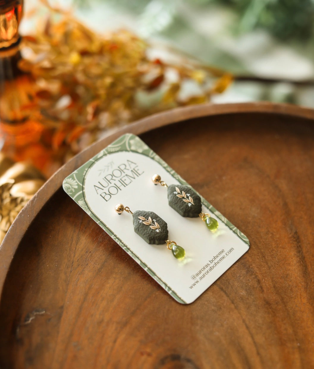 Green + Cream Vine Ornate Charm