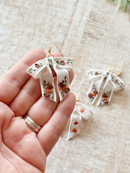 White Pumpkin Floral Sheer Bows