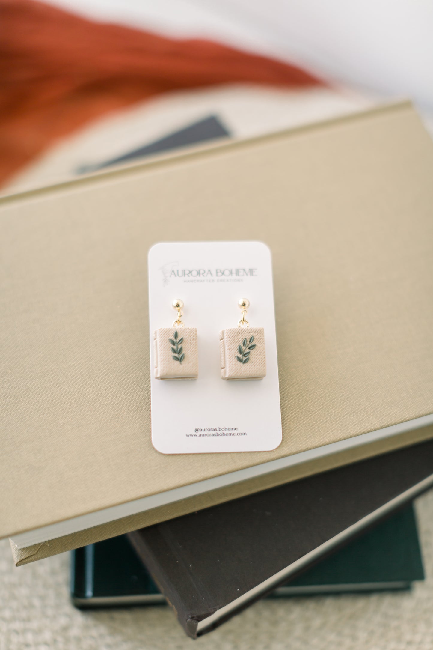 Taupe & Leaf Book Dangle
